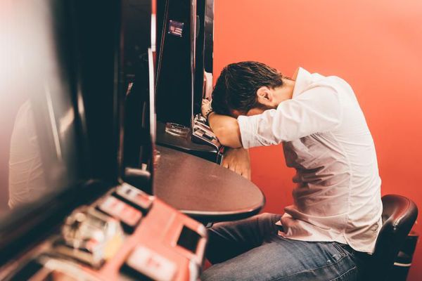 Третья фаза игромании — отчаянье